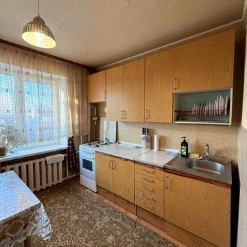 Оренда 2х кімнатної квартири, центр Вишневого,  пров. Поштовий, 15