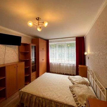 Квартира в оренду вул. Гната Юри 14-В