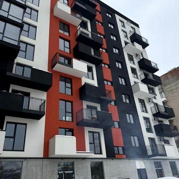 Трьохкімнатна на Бандери