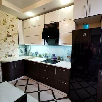 Перлинна вул., 1