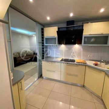 вул. Велика Васильківська, 145/1, 3-х кімнатна квартира