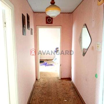 Продаж 2-кімнатної квартири під ремонт.