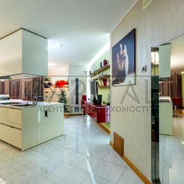 Продаж  квартири 170м2 в історичному серці Києва СВІТЛО ЗАВЖДИ