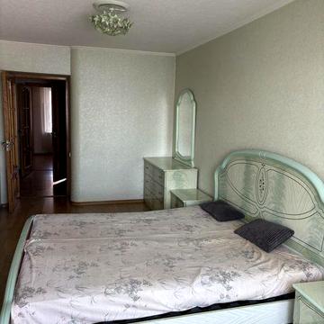 Здам  3 кімнатну Південно -Захід