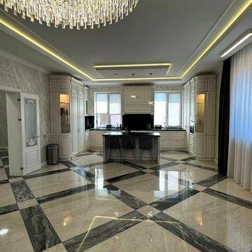 Продам шикарний будинок на Баранівці