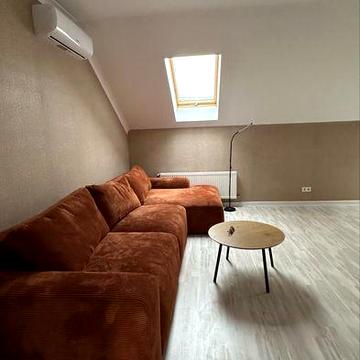 Таунхаус біля центрального парку! Парковка з накриттям!