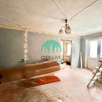 Продаж квартири в Центрі під ремонт (П)