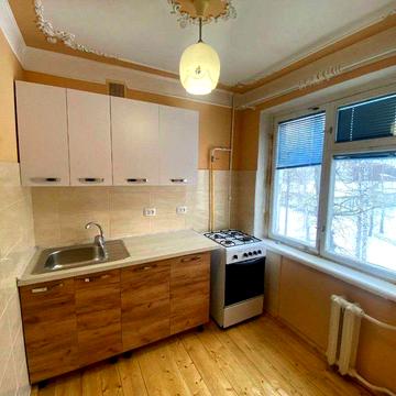 Оренда 1-кімнатної квартири по вул. Харківська(біля 9 школи)