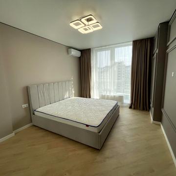 Ревуцького вул., 40-Б