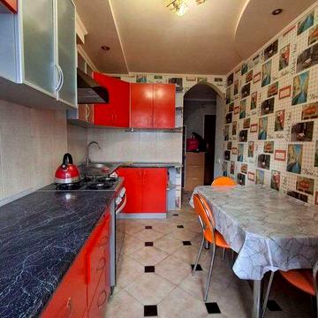 сдам 2-х ком кв Небесной сотни(Маршала Жукова)Сити центр