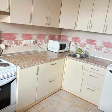 1 кімнатна на  проспекті  Голосіївському 11 біля метро.