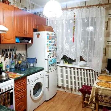 Продам однокомнатную на Рогани. Дом расположен по улице 92 Бригады.