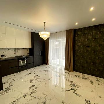 Дуплекс з ремонтом 110м2