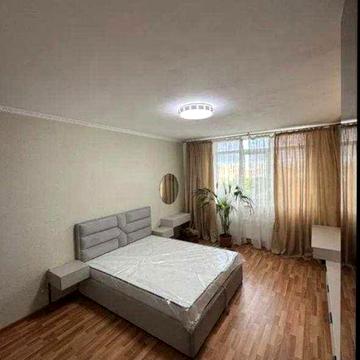 Продам 1-квартиру з євроремонтом-Черемушки