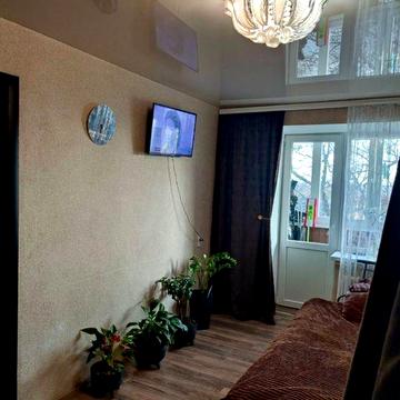 Продам двокімнатну квартиру.