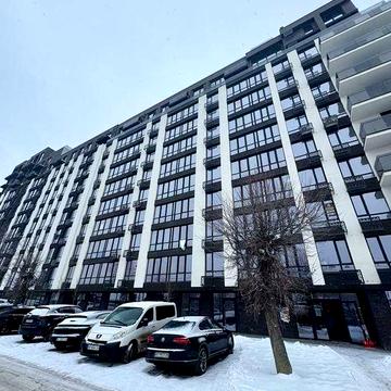 Продається 1-кімнатна квартира у зданому будинку біля озера