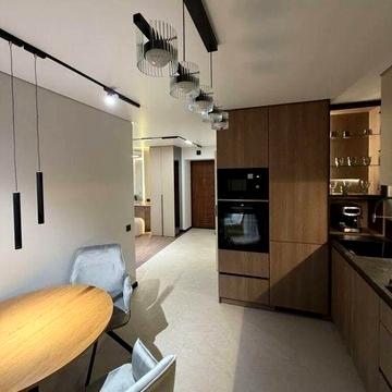 Продається 1км квартира поблизу Центру