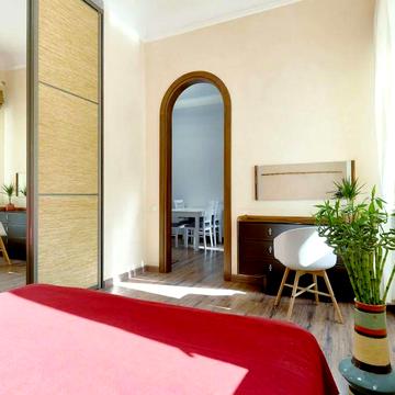 Продам 2 к.квартиру Поділ Межигірська Нижній Вал Контрактова площа