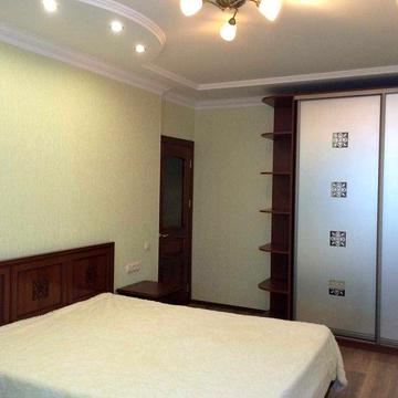 Оренда 2-к квартири на вул. Миколи Голего