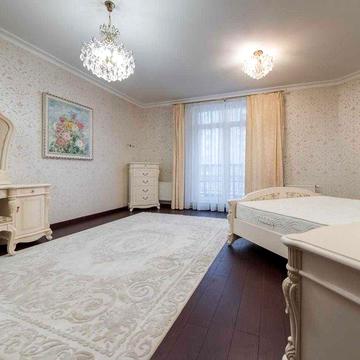 2к квартира Панорамний вид на Печерськ 150 м2