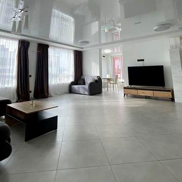 Оренда просторої квартири з терасою ЖК Greenville Park Замарстинівська