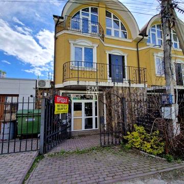 таунхаус 210 кв.м на вул. Київська, поряд Novus