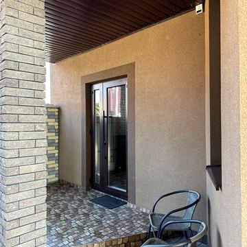 Здається кімната (варт прож включно з комун послуг склад 7000грн/міс)