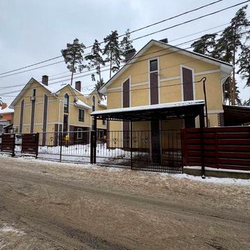 Таунхаус біля центрального парку , ГАЗ