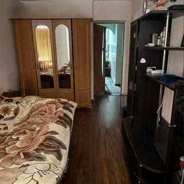 Продаж 2-кімнатної квратири в спокійному районі, техніка меблі ремонт.