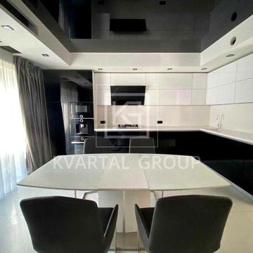 Двоповерховий будинок 400м2! МІНІМАЛЬНЕ оф! Ділянка 12 соток!