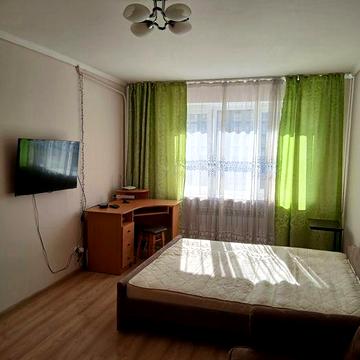 Знається  1 км. квартиру вул. Мазепи (СІільпо) для двох студенток