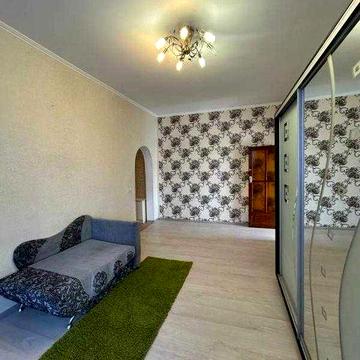 Продам 2-квартиру в історичному центрі - Центр