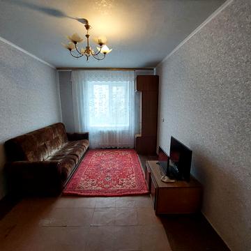 Металургів просп., 60