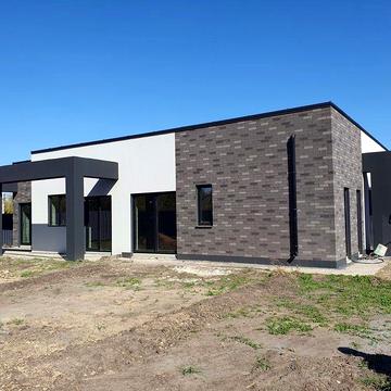 Продається будинок у Новоолександрівці