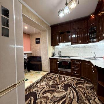 Продам квартиру Песочин