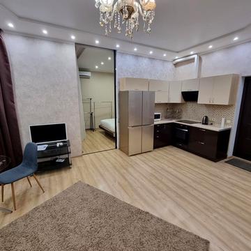 Зарічна вул., 1-В