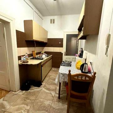 Продаж 3-кімнатної квартири у центрі Львова, вул. Ярослава Осмомисла