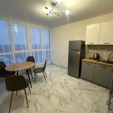 Оренда / Квартира / вул. Роксоляни, Залізничний район, Львів