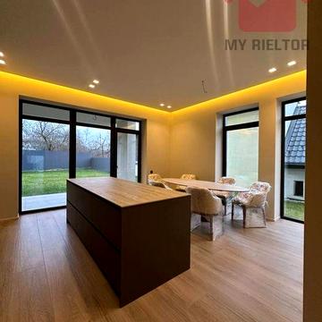 Продаж дизайнерського будинку!