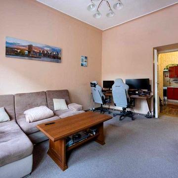 Продаж/2 квартира/Ремонт/Лазнева 8/Австрійський/Львів