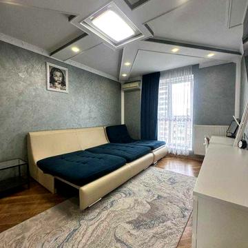 Оренда 2-кімнатної квартири у Центрі. Вул. Коновальця