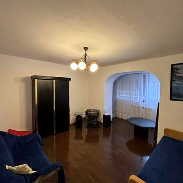 Продаж трьох кімнатної кваритири на Стефаника