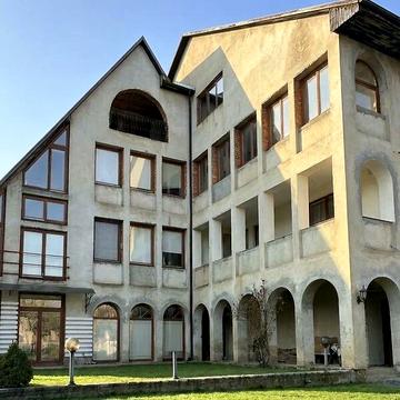 Продаж 18к Дім Черешнева вулиця