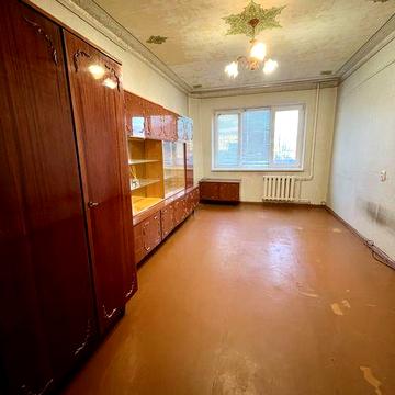 Продам 2-кімнатну квартиру на Клініці!