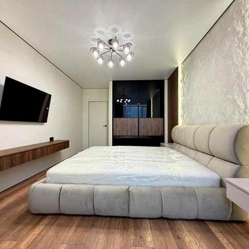 Стильна квартира з ремонтом біля озера