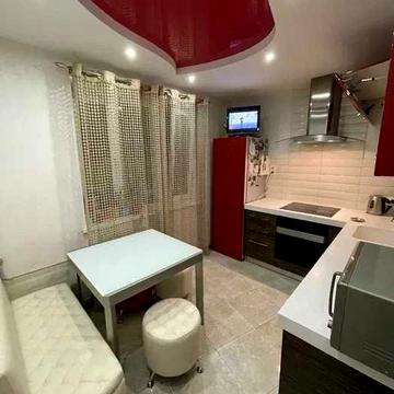 Продаю 3-к квартиру Павлово Поле, метро Ботанический Сад