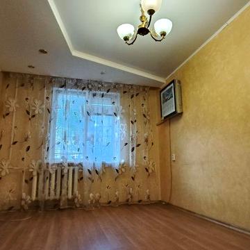 Продаж 3 кім. квартири на 173 кварталі + кладовка.Можна по сертифікату