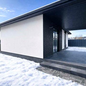 Одноповерховий будинок під ремонт, з автонавісом, терасою