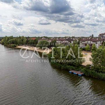 Таунхаус з терасою/газ/на березі річки/КМ Сонячний Луч, Козин