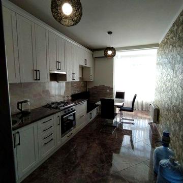 Оренда 2-кім. квартири на вул. Шевченка, Семицвіт